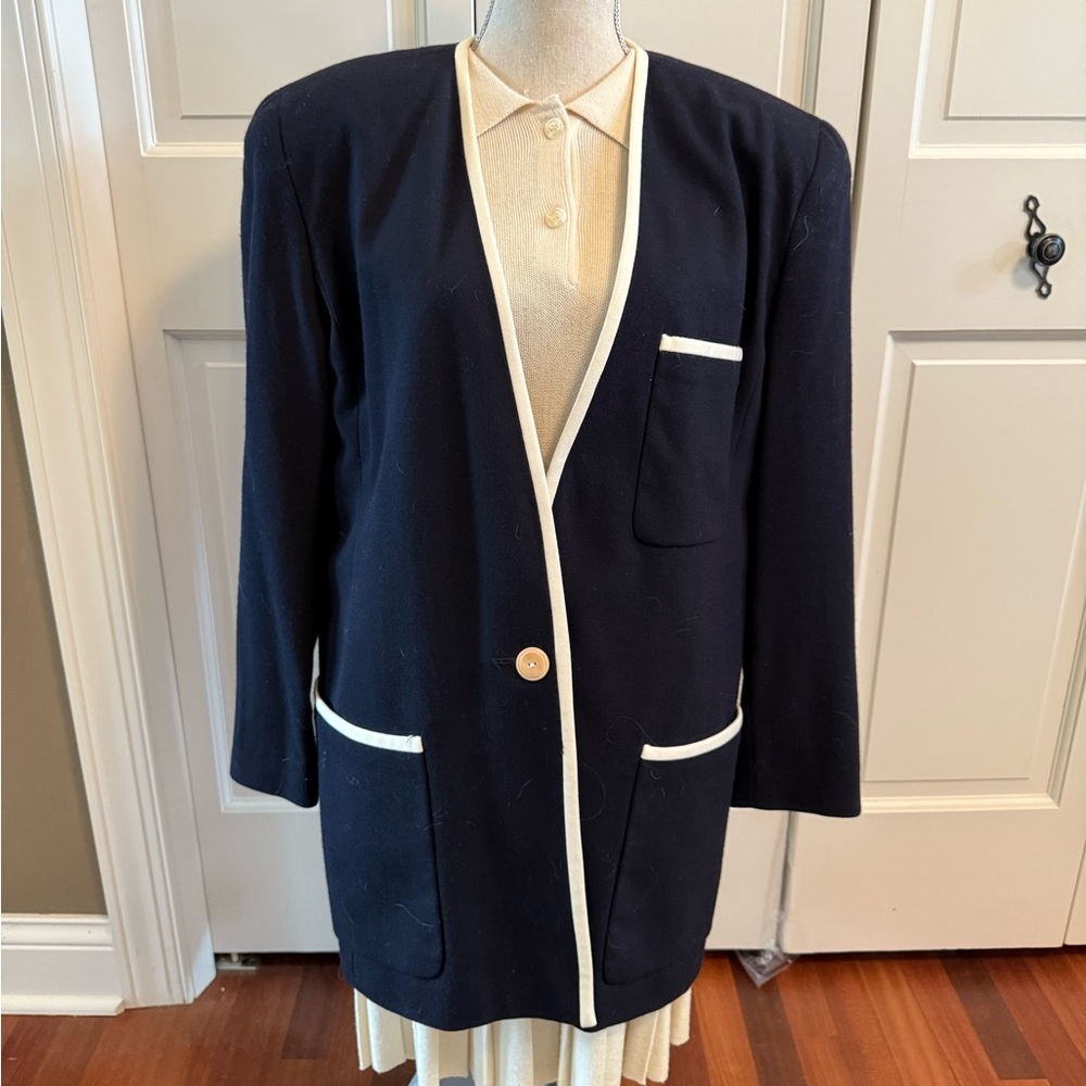 Ellen Tracy Navy Blue Women's Blazer with White Trim